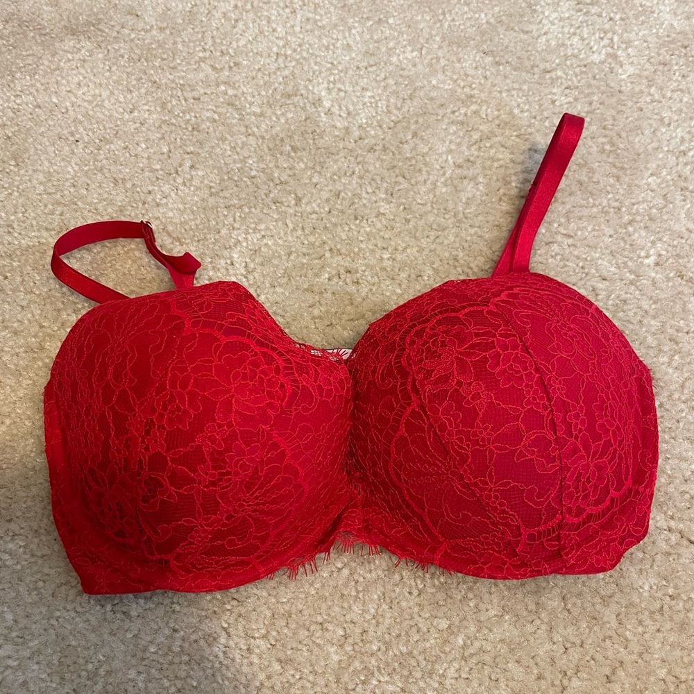 Victoria’s Secret Dream Angels Push Up Red Lace Bra